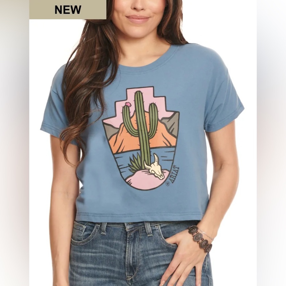 Ariat cropped tee